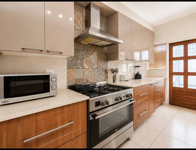 4 BEDROOM TOWNHOUSE FOR SALE IN THREE RIVERS